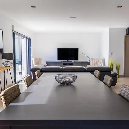Magnifique Duplex Avec Prive *