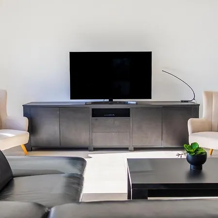 Magnifique Duplex Avec Prive Ла-Рошель