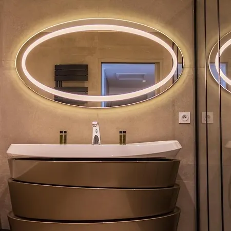 Magnifique Duplex Avec Prive